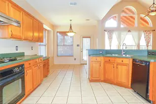 2724 Hereford Rd, Denton, TX 76210 - Photo 13