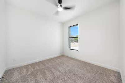 598 E Woodell Drive, Glenn Heights, TX 75154 - Photo 35