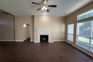 317 Oak Meadow Ln, Cedar Hill, TX 75104 - Photo 3