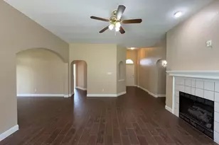 317 Oak Meadow Ln, Cedar Hill, TX 75104 - Photo 5