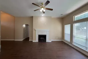 317 Oak Meadow Ln, Cedar Hill, TX 75104 - Photo 3