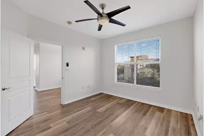 330 Las Colinas Boulevard E #418, Irving, TX 75039 - Photo 13