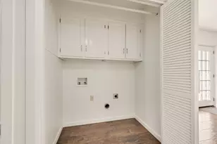 2225 Park Hill Dr, Arlington, TX 76012 - Photo 31