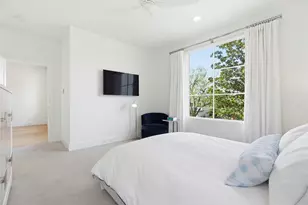 9562 Lakemont Dr, Dallas, TX 75220 - Photo 33