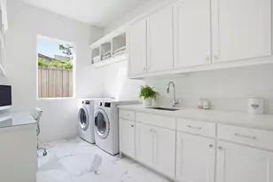 9562 Lakemont Dr, Dallas, TX 75220 - Photo 21