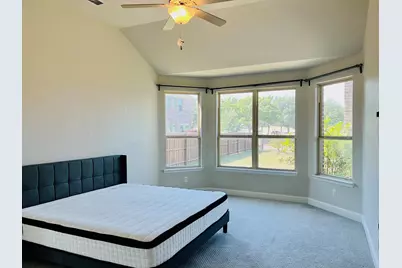 3615 Hathaway Court, Irving, TX 75062 - Photo 9