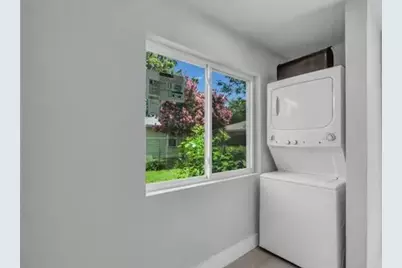 110 N Hillside Street, Red Oak, TX 75154 - Photo 9