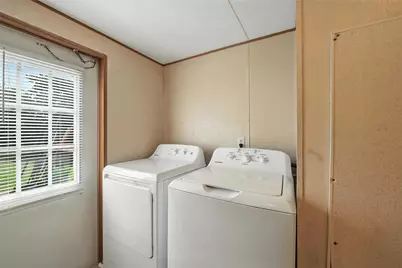 1933 Carter Road, Springtown, TX 76082 - Photo 21