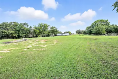1933 Carter Road, Springtown, TX 76082 - Photo 39