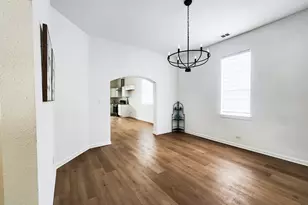 1532 E Myrtle St, Fort Worth, TX 76104 - Photo 5