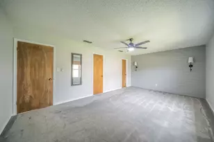 1300 Austin St, Bowie, TX 76230 - Photo 11