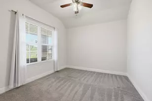 5013 Diamond Dr, Sanger, TX 76266 - Photo 9