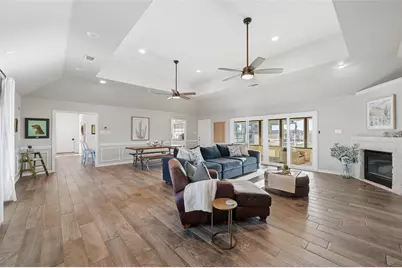 2701 Hulen Street, Burleson, TX 76028 - Photo 17