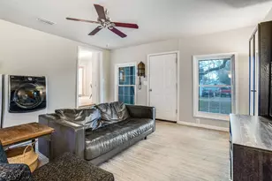 412 Oak St, McKinney, TX 75069 - Photo 13