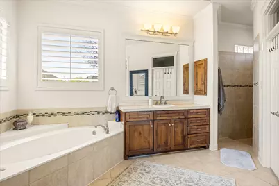 1402 Joshua Way, Granbury, TX 76048 - Photo 23