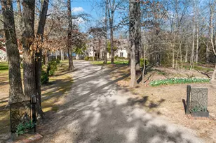 571 Hidden Lake Dr, Powderly, TX 75473 - Photo 3