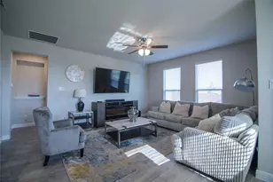 749 Cromane Rd, Fort Worth, TX 76052 - Photo 3