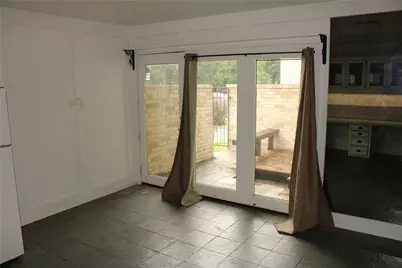 900 N Austin Street, Denton, TX 76201 - Photo 5