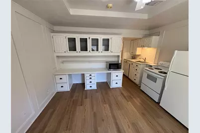 900 N Austin Street, Denton, TX 76201 - Photo 7