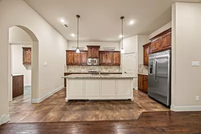 6913 Bobwhite Drive, North Richland Hills, TX 76182 - Photo 9