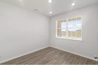 1128 Runway Road, Fort Worth, TX 76131 - Photo 3