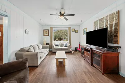 217 N 5th Street, Lott, TX 76656 - Photo 3