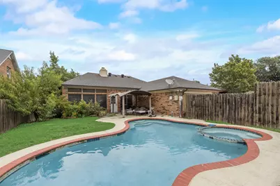 1670 Crosshaven Drive, Lewisville, TX 75077 - Photo 25