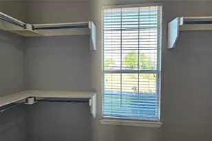 4245 Rustic Ridge Dr, The Colony, TX 75056 - Photo 9