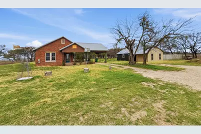 910 County Road 421, Evant, TX 76525 - Photo 1