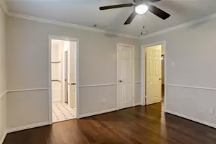 9424 Hunters Creek Dr, Dallas, TX 75243 - Photo 25