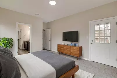 1005 E Tucker Street, Fort Worth, TX 76104 - Photo 5