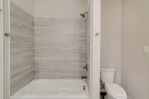 1005 E Tucker St, Fort Worth, TX 76104 - Photo 25