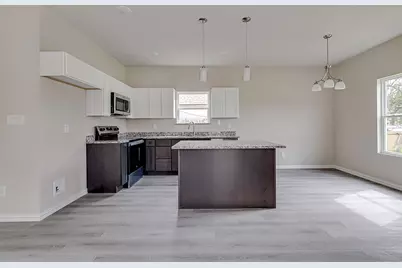 1005 E Tucker Street, Fort Worth, TX 76104 - Photo 13