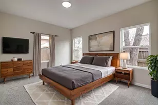 1005 E Tucker St, Fort Worth, TX 76104 - Photo 3