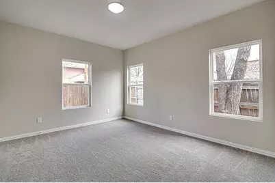1005 E Tucker Street, Fort Worth, TX 76104 - Photo 23