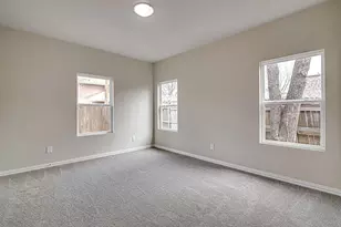 1005 E Tucker St, Fort Worth, TX 76104 - Photo 23