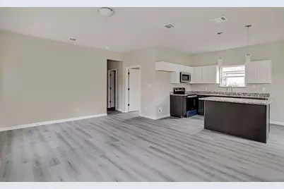 1005 E Tucker Street, Fort Worth, TX 76104 - Photo 7