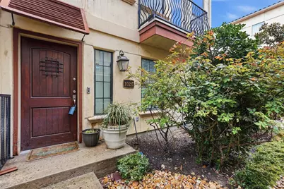 1020 Pavillion Street, Dallas, TX 75204 - Photo 1