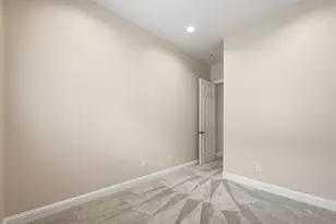 1020 Pavillion St, Dallas, TX 75204 - Photo 33