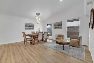 1110 Coronet Street, Irving, TX 75062 - Photo 9