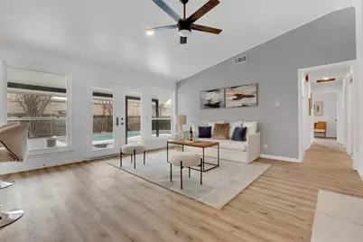 1110 Coronet Street, Irving, TX 75062 - Photo 5