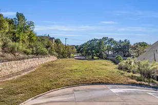 2000 Stone Canyon Ct, Arlington, TX 76012 - Photo 5
