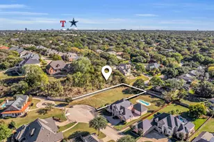 2000 Stone Canyon Ct, Arlington, TX 76012 - Photo 9