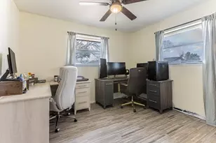 314 S Rita St, Lacy Lakeview, TX 76705 - Photo 17