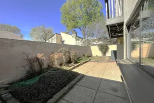 9609 Orchard Hill, Dallas, TX 75243 - Photo 33