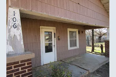 106 E Magnolia Avenue, Electra, TX 76360 - Photo 11