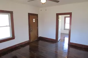 106 E Magnolia Ave, Electra, TX 76360 - Photo 13