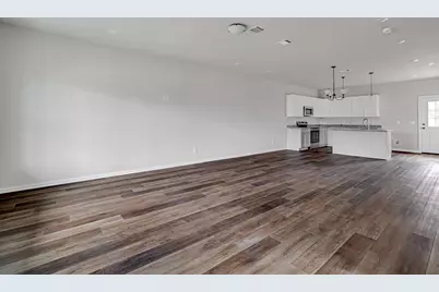 3125 Lumber Street, Fort Worth, TX 76112 - Photo 3