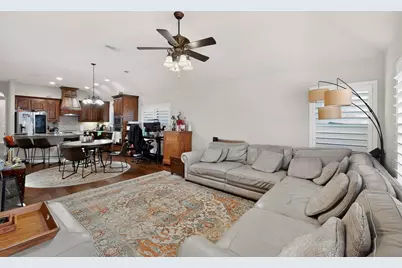 8715 Lindenwood Lane, Irving, TX 75063 - Photo 13