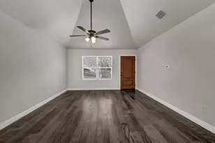 1830 Hitching Post Rd, Granbury, TX 76049 - Photo 7